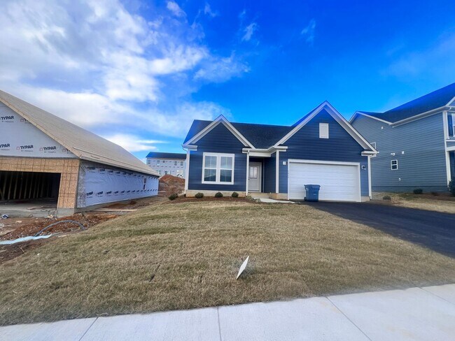 Building Photo - Blacksburg, 3 BR / 2 BA, Available for ren...