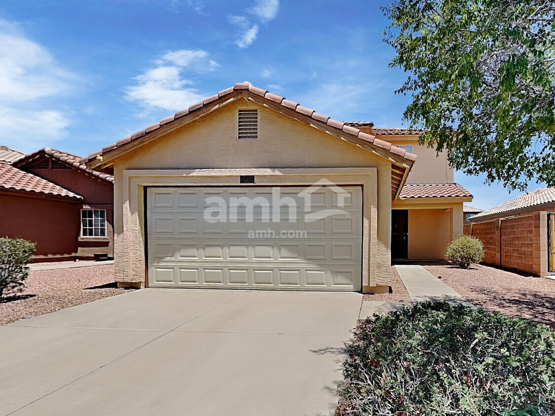 Foto principal - 11818 W Altadena Ave