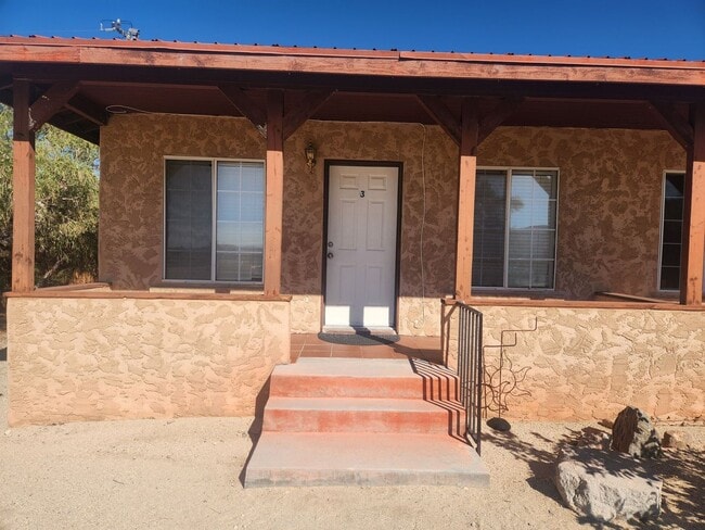 Building Photo - 7153 Elm Ave