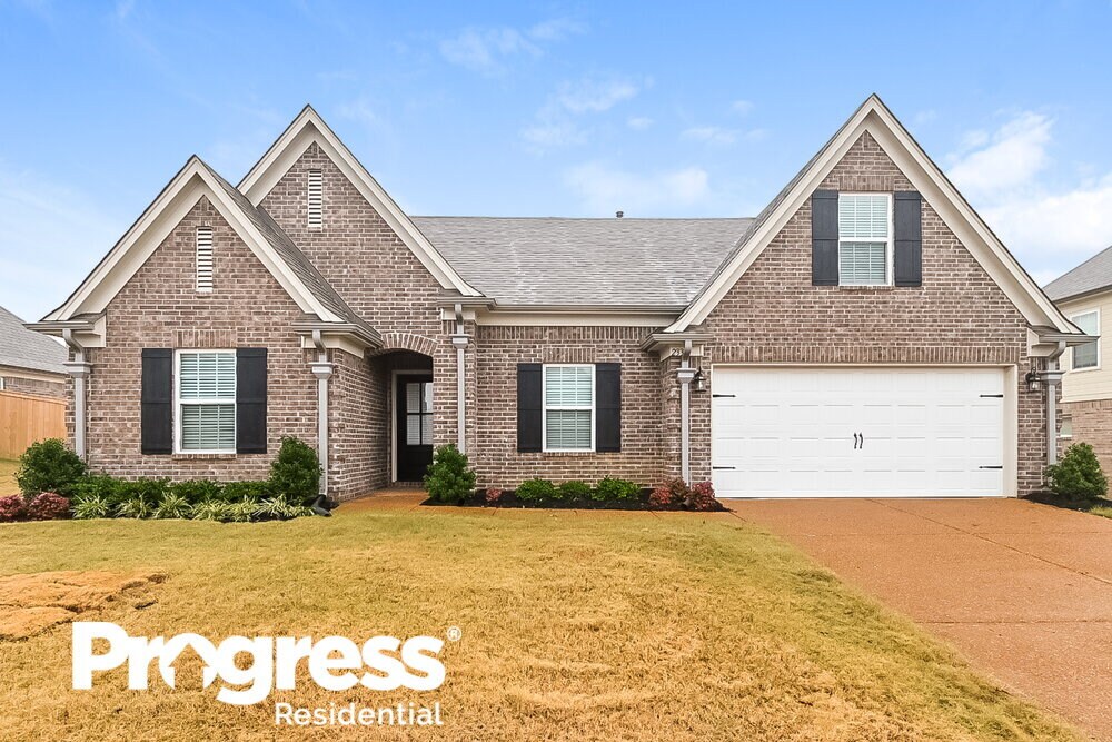 233 Magnolia Blossom Dr, Hernando, MS 38632 House Rental in Hernando