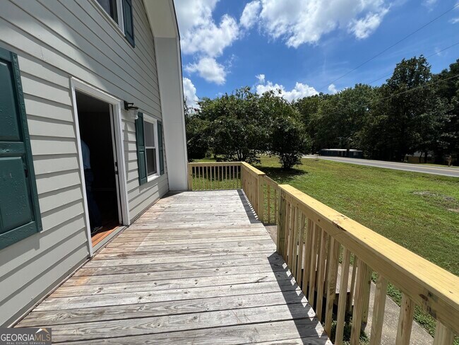 Building Photo - 943 Grier Rd