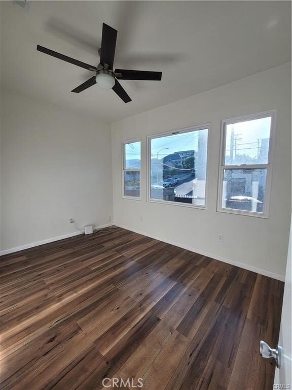 Building Photo - 418 Camulos St