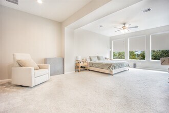 Building Photo - 9907 Prairie Silo Ln