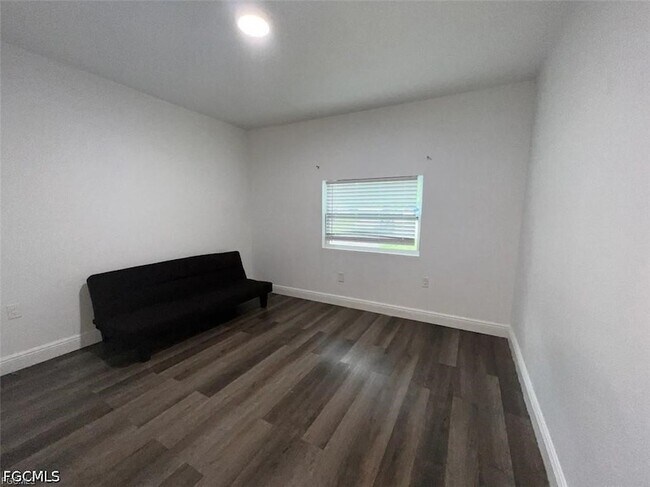 Foto del edificio - 4180 Sabal Ln