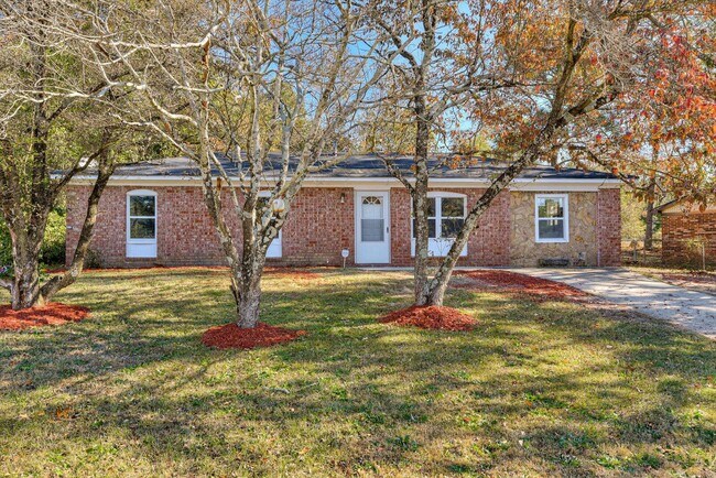 Building Photo - 2508 Blackstone St