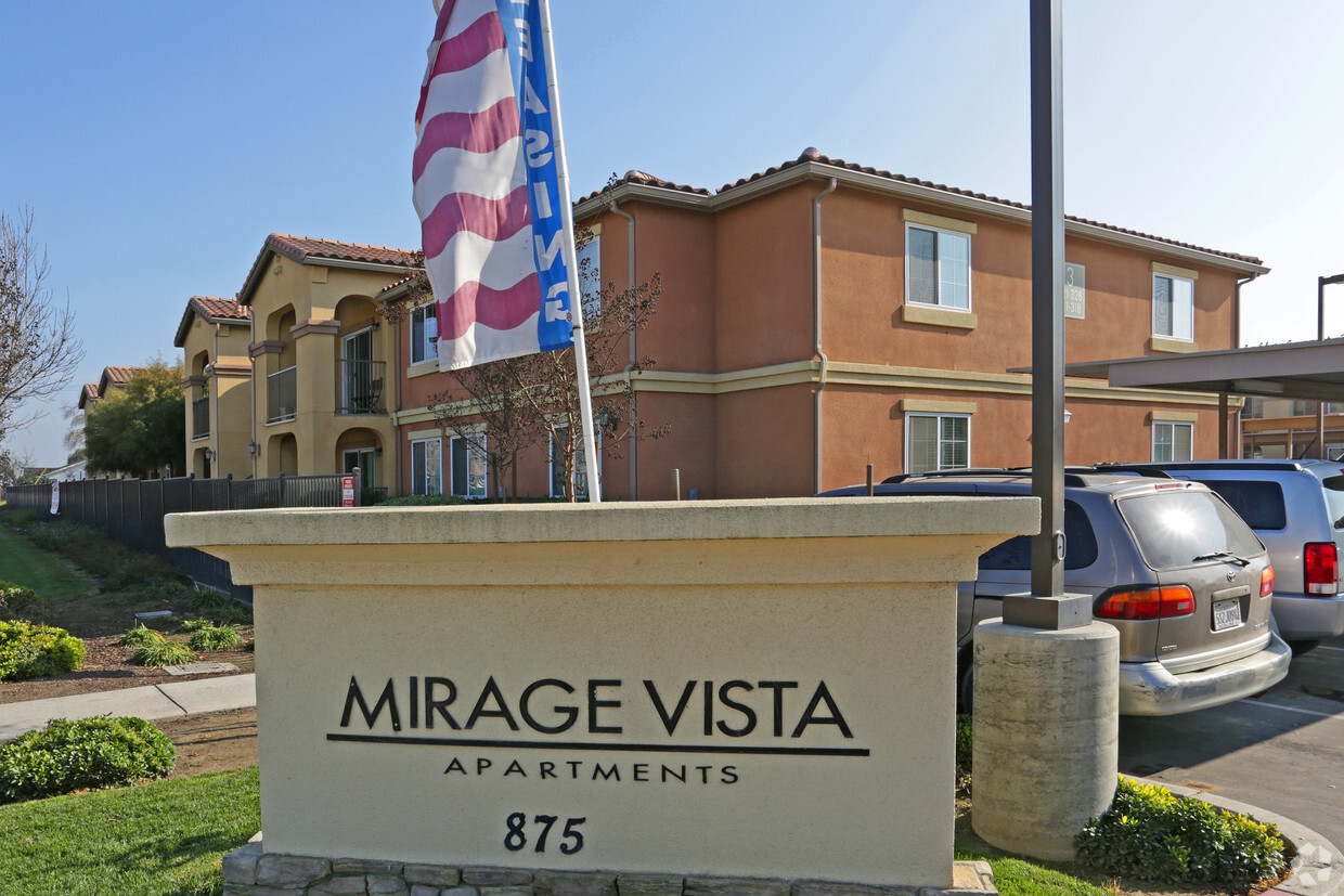 Primary Photo - Mirage Vista Apartments