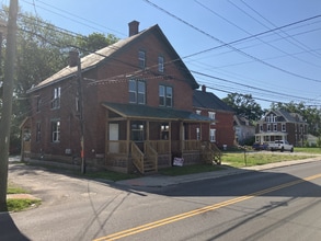 Building Photo - 326 Taylor Ave