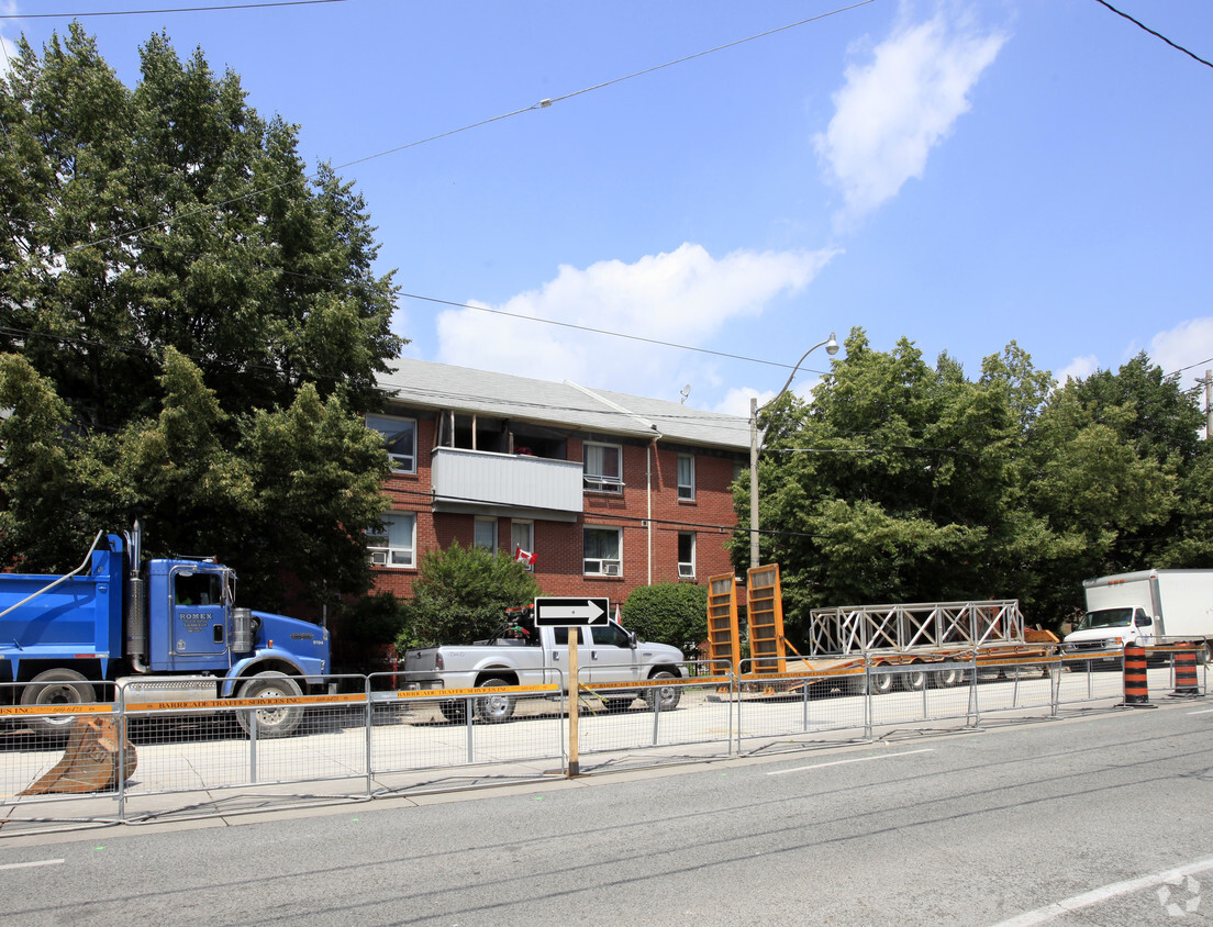 Primary Photo - Kingston Road Apartments