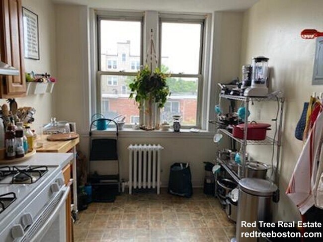 Foto del edificio - 24 Colborne Rd