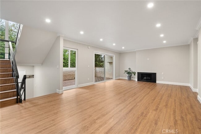 Building Photo - 5339 Coldwater Canyon Ave