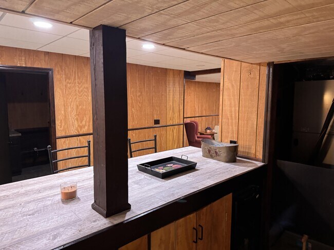 Foto del edificio - 3230 Gunnels Ln