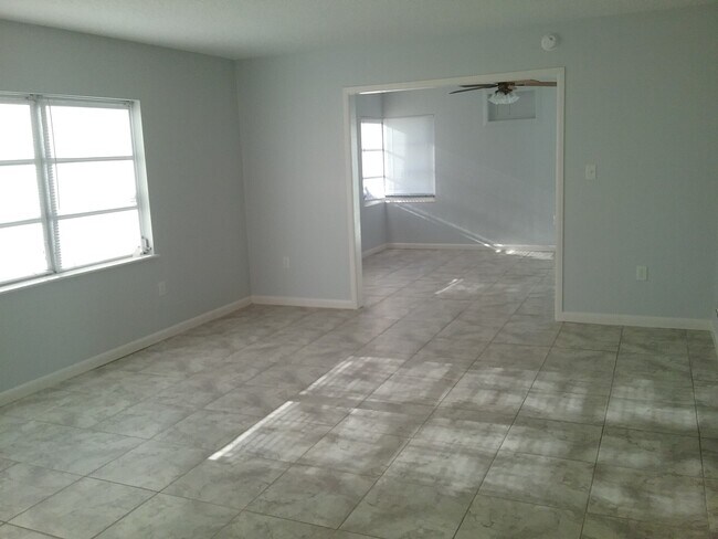 Foto del edificio - 3 Bedroom 2 Bath in Eustis for Rent!