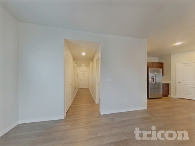 Building Photo - 2222 Flower Blossom Ave