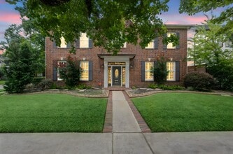 Building Photo - 3834 Southwestern St