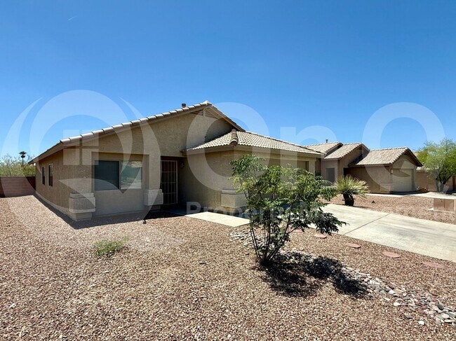 Building Photo - 9462 N Scarlet Tanager Ln