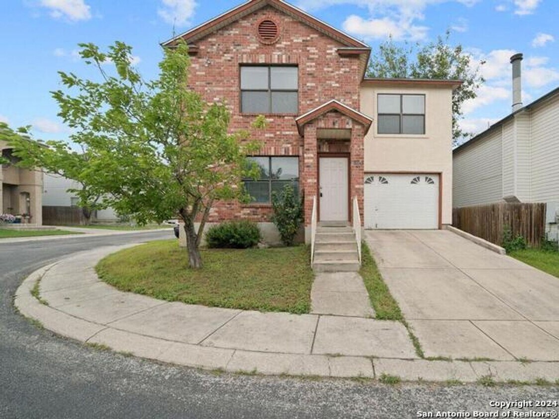Foto principal - 3 Bedrooms 2.5 Bathroom located in Kenton ...