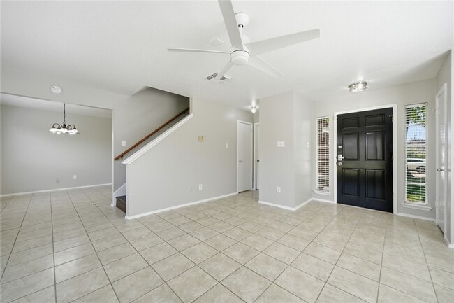 Building Photo - 2034 Greenwest Dr