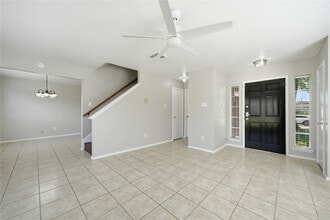Building Photo - 2034 Greenwest Dr