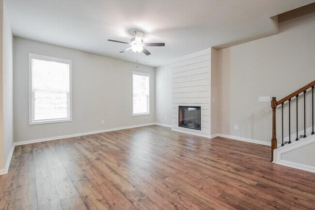 Foto del edificio - Modern 3-Bed Home Near Atlanta