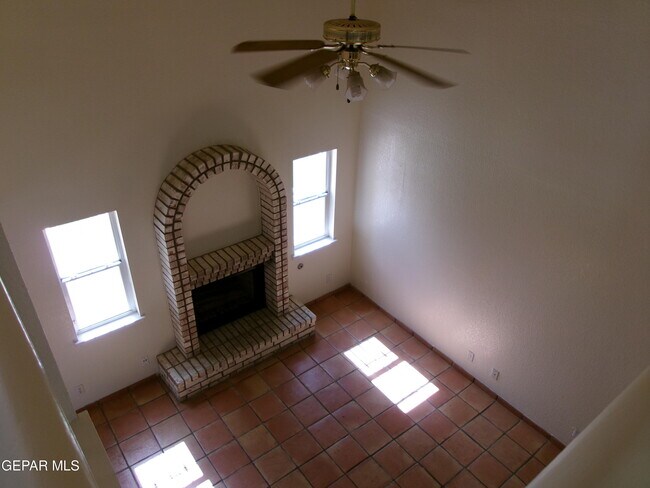 Foto del edificio - 7364 Golden Hawk Dr