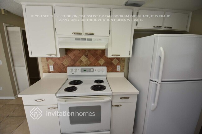 Foto del edificio - 9743 Fox Hollow Rd