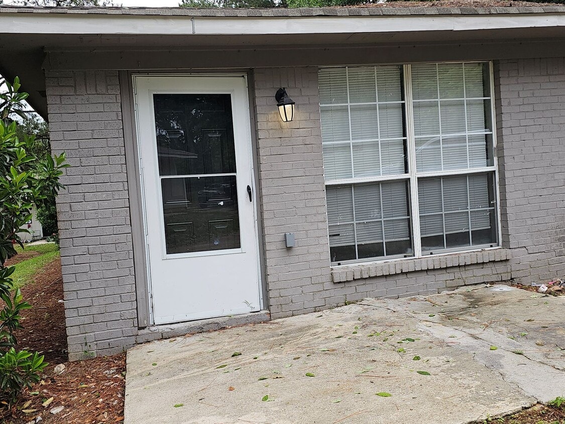 Lawrence Rd 227-229 (Duplex) - Lawrence Rd 227-229 (Duplex)