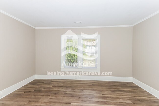 Building Photo - 1595 Edna Pl