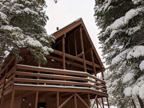 Building Photo - 13444 Davos Dr