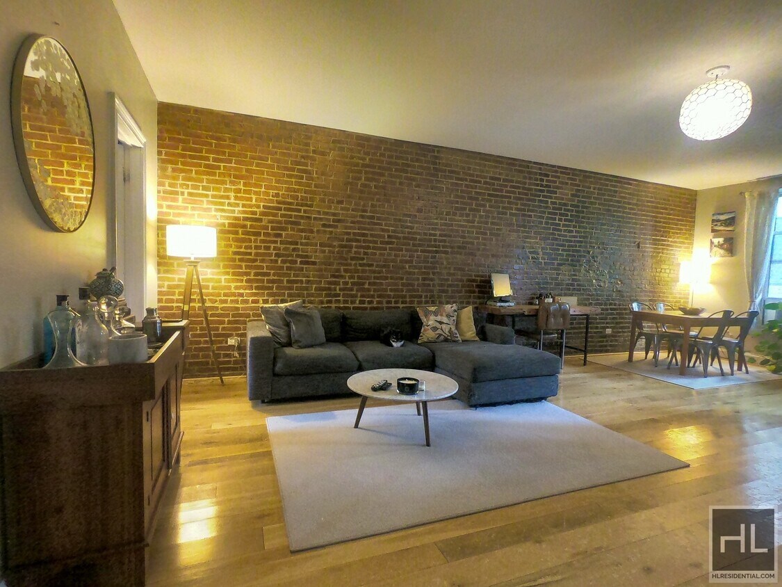 Foto principal - Heart of Fort Greene On Dekalb Aveune