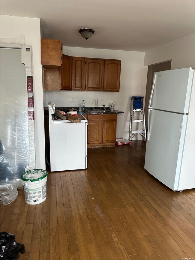 Foto del edificio - 180-06 Baisley Blvd