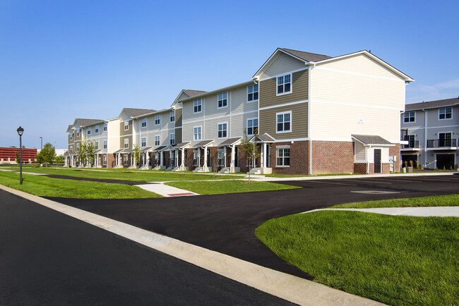 Building Photo - Stone Ridge Flats and Townhomes