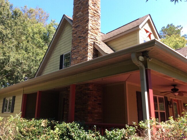 Foto del edificio - 464 Loblolly Ln