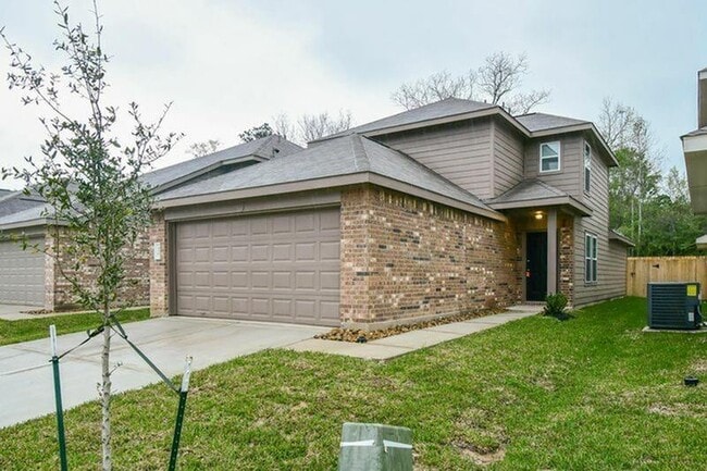 Building Photo - 420 Upper Creek Dr