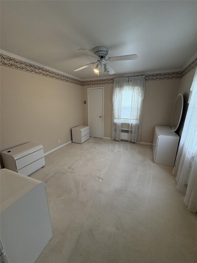 Building Photo - 38 Bradish Ln