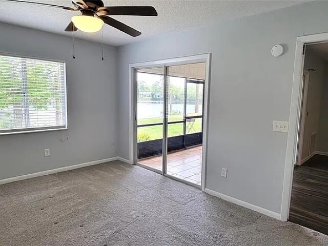 Foto del edificio - 48 Kings Colony Ct
