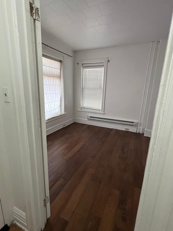 Building Photo - 527 Tilghman St