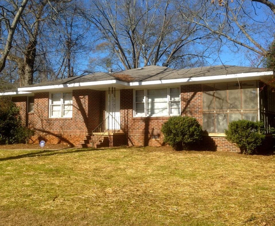 Primary Photo - 360 Peabody St