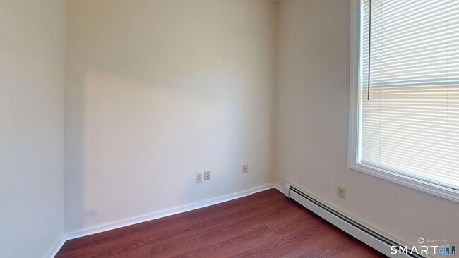 Foto del edificio - 37 Landin St