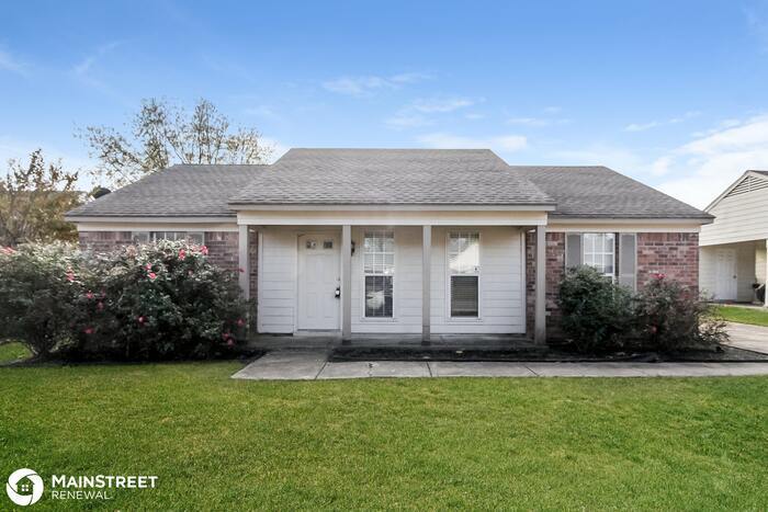 Primary Photo - 10737 Oak Leaf Dr, Olive Branch, MS 38654