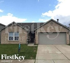 Building Photo - 9214 Bainbridge Dr
