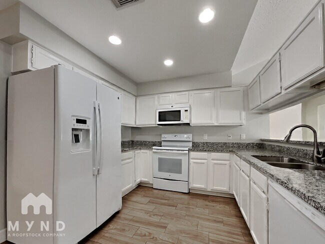 Building Photo - 16806 Square Rigger Ln
