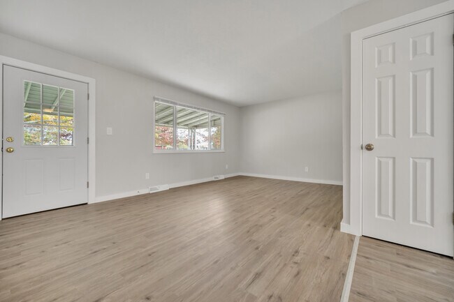 Foto del edificio - 30030 Vineyard Rd