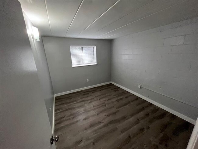 Building Photo - 1115 Mary Ann St