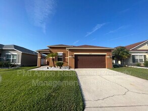 Building Photo - 3227 Ogden Dr