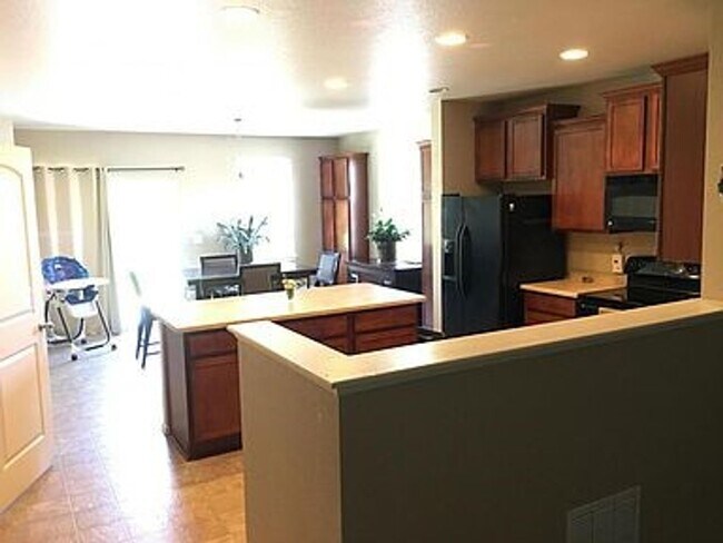 Foto del edificio - Beautiful 4B/3B Home in Frederick with Hug...
