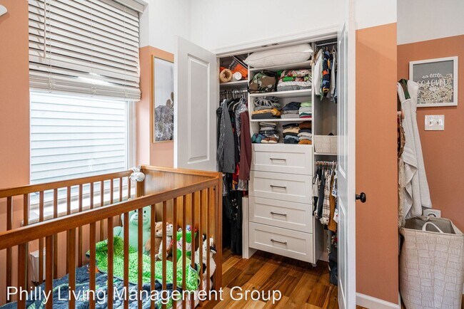 Building Photo - 2 br, 2.5 bath House - 1508 N Dover Street