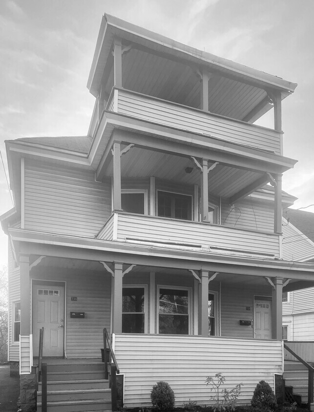 734 Apartment 4 - 734 Westcott St