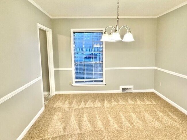 Building Photo - Now Leasing A Spacious 4 Bedroom 2.5 Bath ...