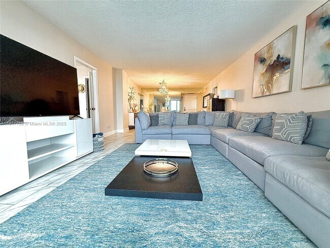 Building Photo - 3800 S Ocean Dr