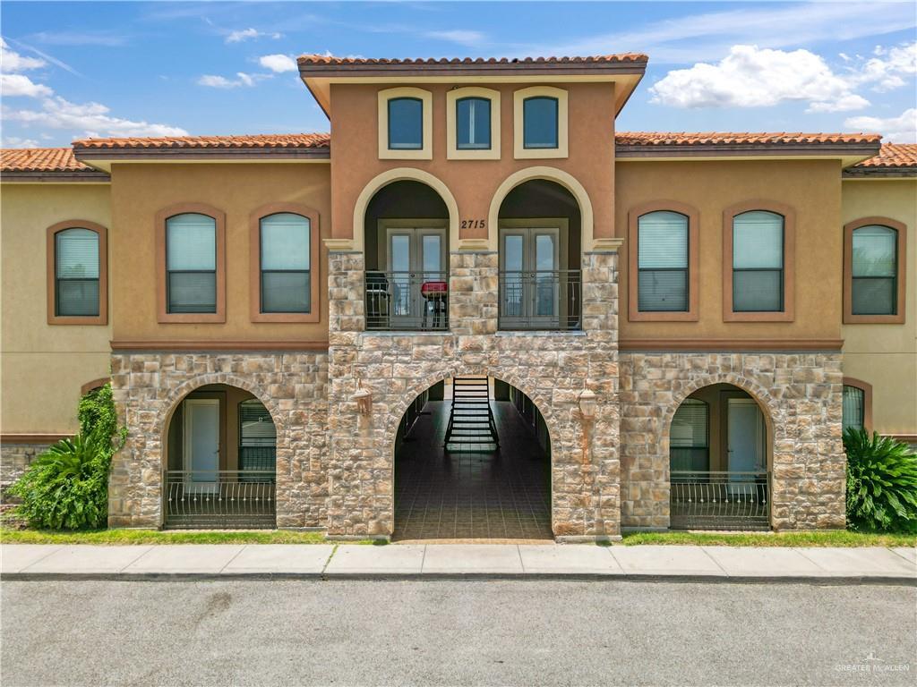Foto principal - 2715 Mimosa St